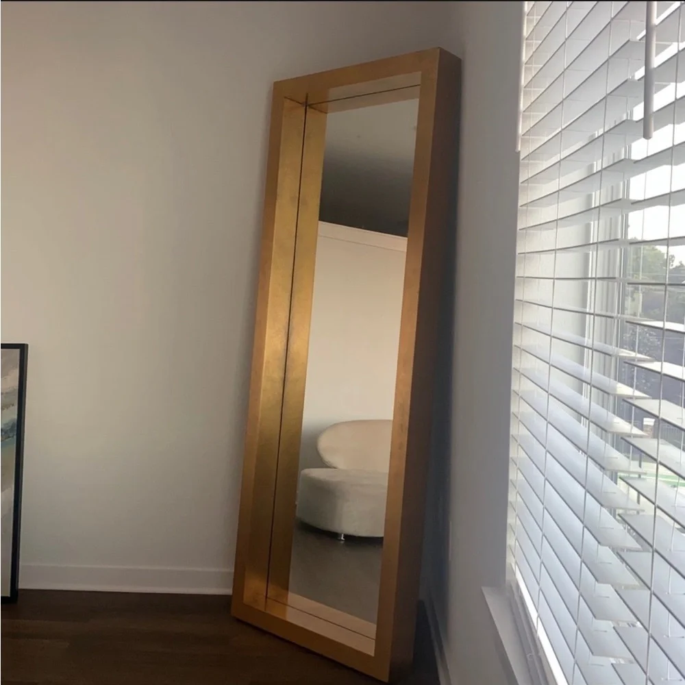 Floor mirror